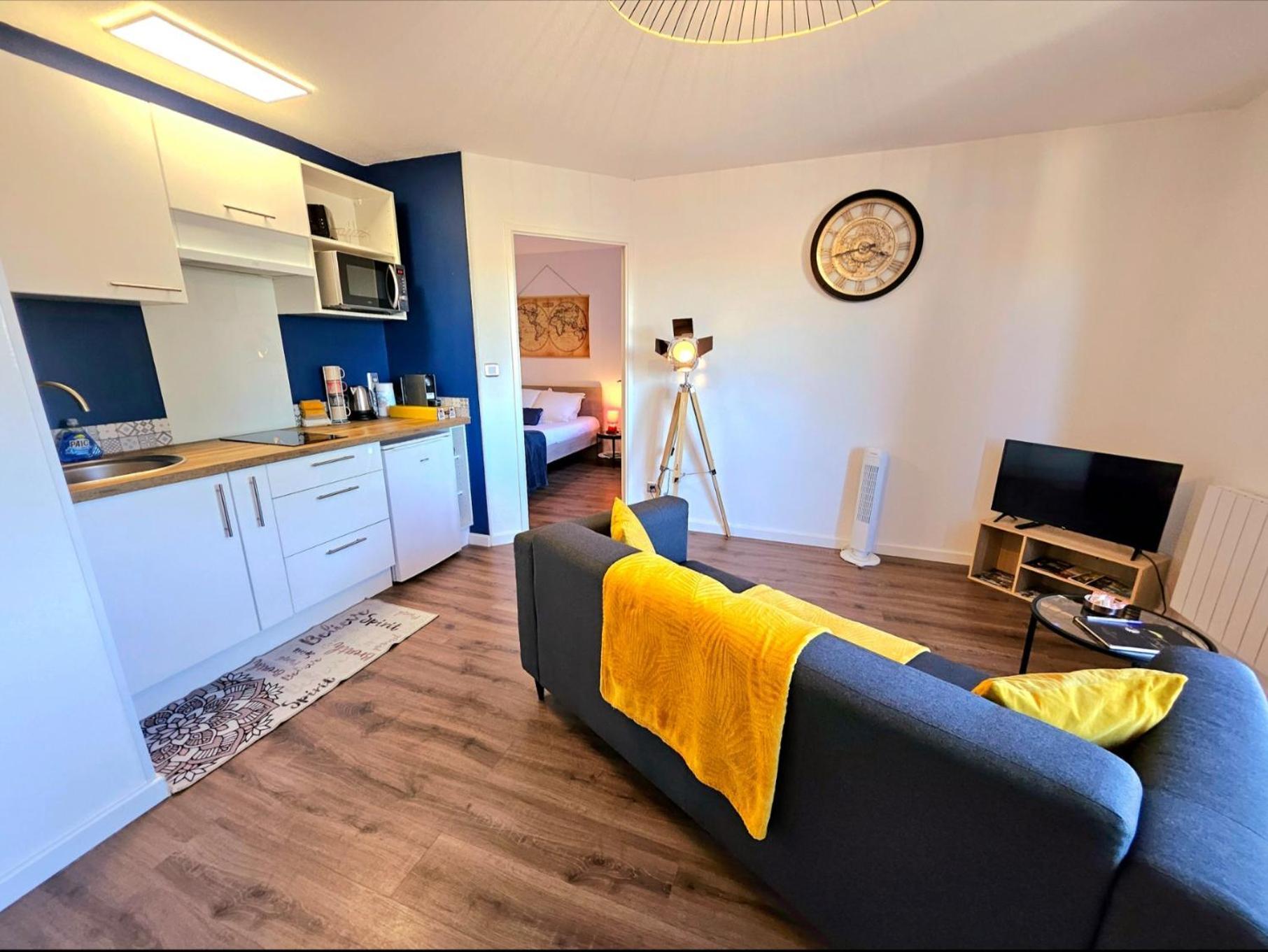 Appartement Residentiel Avec Parking/Proche Centre Angouleme Exterior photo